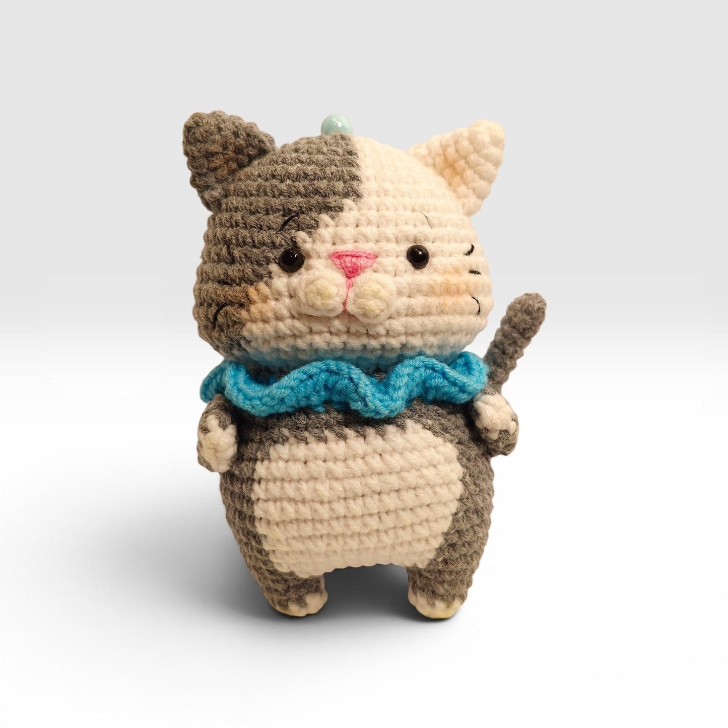 Grey Tabby Cat Keychain - UniqueEntity Art