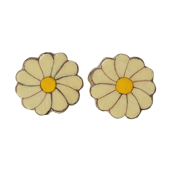 Cream Daisy Flower Earrings