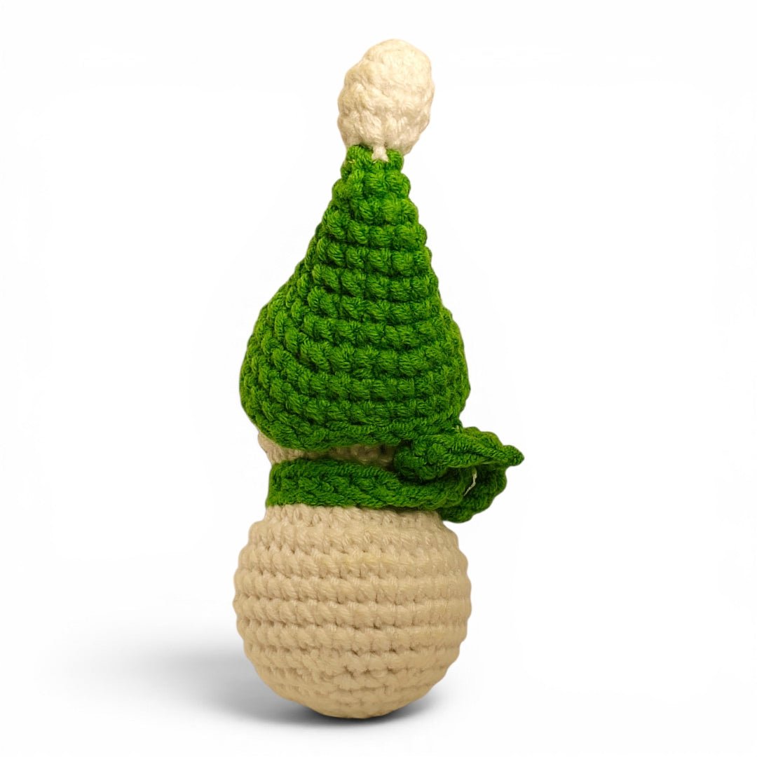 Green Hat Snowman Keychain - UniqueEntity Art